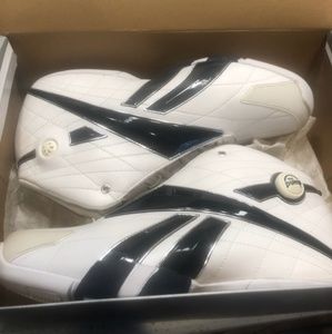 Reebok women's basketball shoes